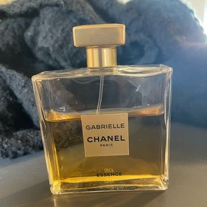 Chanel Gabrielle Essence Perfume